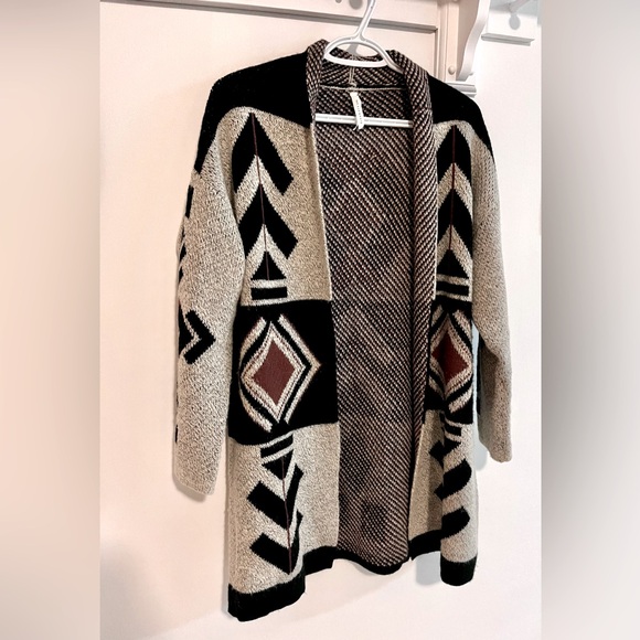 Dreamers Sweaters - Women’s Cardigan